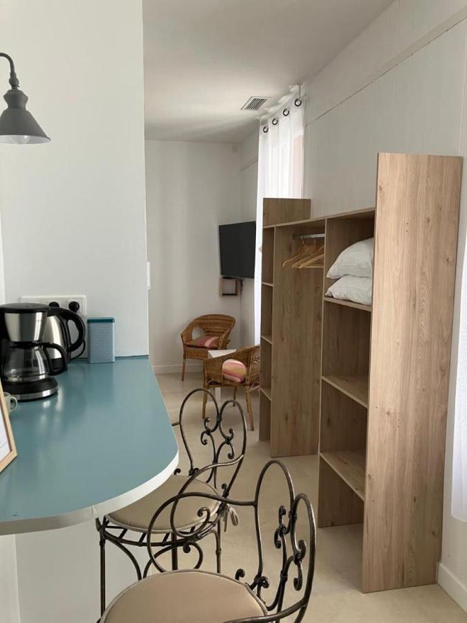 Appartement Calme Centre Ville A 80M Des Halles Narbonne Exterior foto